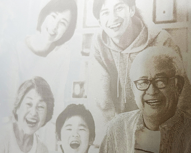 レーザー彫刻 メモリアルプレート(ステンレス製)《プレートサイズ:幅89mm×高さ127mm 厚さ2mm》