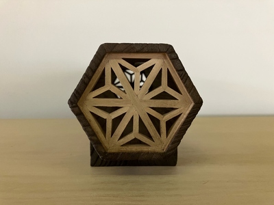 桐エコスピーカー 焼仕上 茶（組子付）《サイズ（外寸）：幅280 × 高100 × 奥90 (mm)》