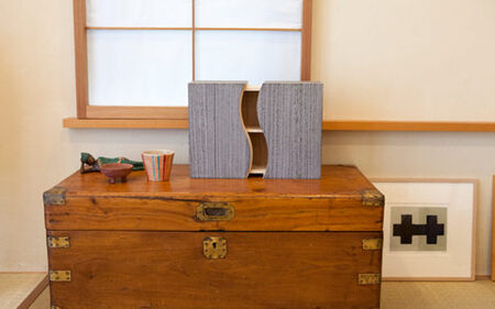 総天然桐 桐箱「想ひ凾（おもいはこ）グレー」《サイズ（外寸）mm：W300（最小）～W510（最大）D112 H250》