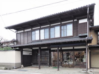 A4176 【12月下旬発送】〆張鶴　しぼりたて生原酒720ml×2本セット