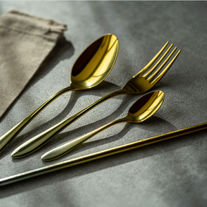 チタン製ストラー・カトラリーセット ゴールド