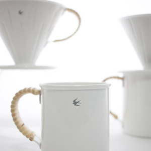 グローカルスタンダードプロダクツ TSUBAME RATTAN Dripper 4.0サイズ (ホワイト)