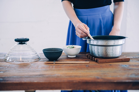 【食洗機OK】HARIO ハリオ フタがガラスのIH対応ご飯釜雪平 GIS-200