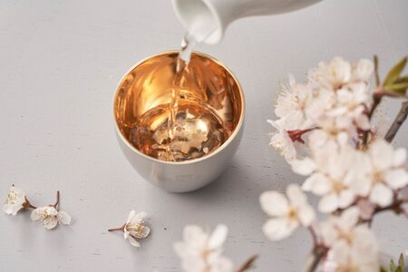 18-8ステンレス 二重構造さくらぐい呑み80ml 内面24金メッキ