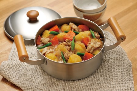 CS-035 千歳 ステンレス両手鍋20cm ツール付