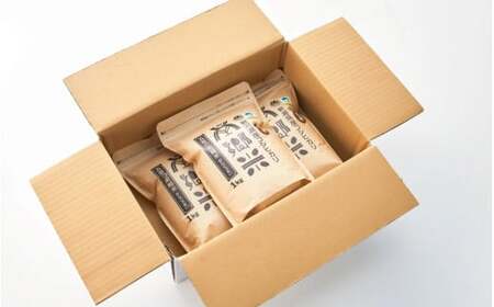 令和7年産米〈12回定期便〉特別栽培コシヒカリ 玄米 3kg（1kg×3袋）