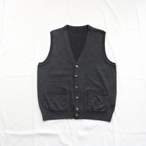 Vネックベスト ( チャコール L ) ウール 100% メンズ | ニット