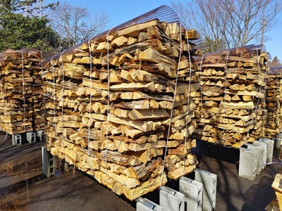 ナラ薪 17kg 40cm×14本 遊園地で製造した薪 薪ストーブ BBQ キャンプ 薪 サントピアワールド 2S02008