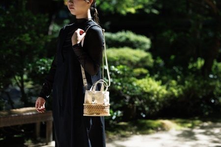 ふたえ籠サイズSホワイト(竹籠フレーム帆布バッグ)工芸品 伝統 バッグ かばん 帆布 かご 籠 かごバッグ 新潟県 阿賀野市 2X03081W