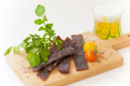 肉の旨みあふれる 蒲原牛 ビーフジャーキー（簡易包装） モモ肉 秘伝 醤油ダレ つまみ おつまみ 晩酌 1T02013