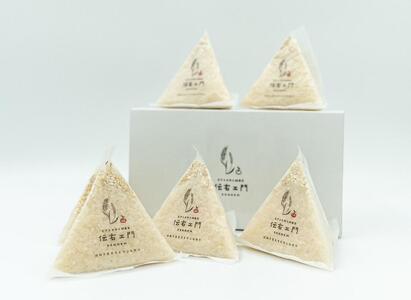 健康な笑顔 はねうまもち30gと 伝右ェ門コシヒカリ120g(150g のテトラ型袋×6)