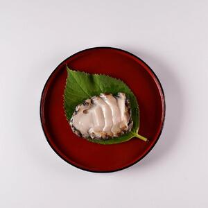 日本海 佐渡産 荒海育ち天然活あわび2枚(200g見当)