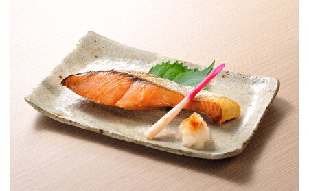 【訳あり】佐渡産ふっくら銀鮭（切り落とし　１ｋｇ）