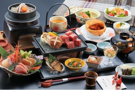 伝統と風格の宿 ホテル万長30,000円宿泊券