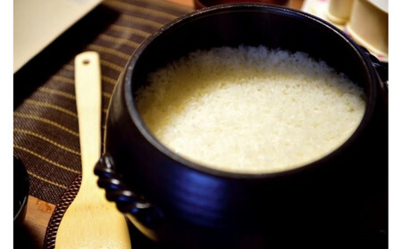 【Ｒ7年産】【定期便】南魚沼産コシヒカリ精米2kg×６回 山本家【従来品種】