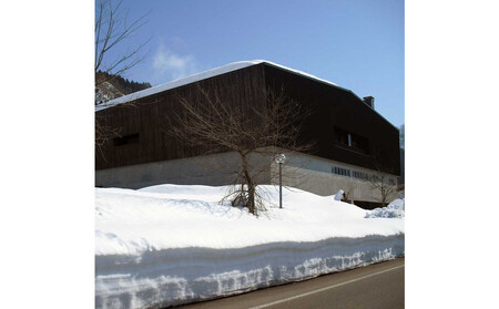 瓶内二次発酵酒 白麹あわ 八海山 720ml