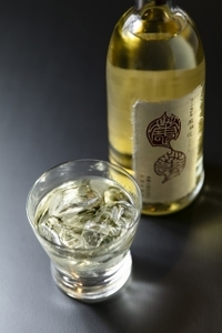 八海山本格米焼酎　オーク樽貯蔵「風媒花」720ml×1本