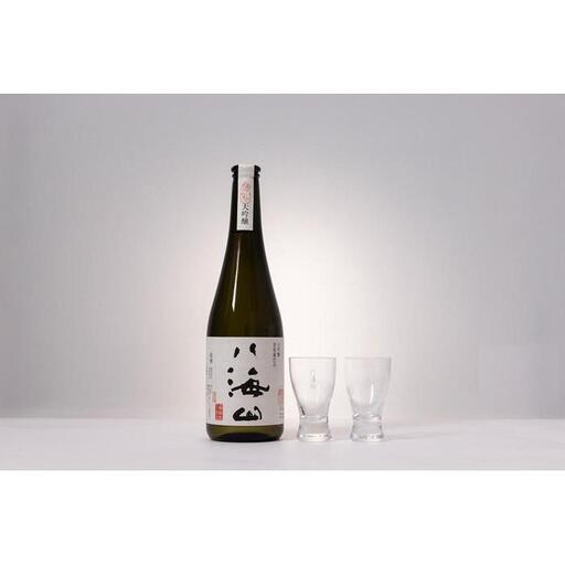 越後の名酒「八海山」 大吟醸 浩和蔵仕込【720ml】と冷酒グラス 70ml×2個セット