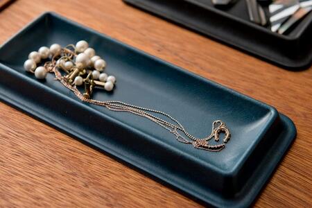 colmレザートレイMサイズ　キャメル　立体成型で作った本革製トレー