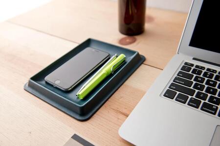 colmレザートレイLサイズ　ブラック　立体成型で作った本革製トレー