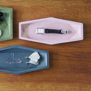 colm多角形レザートレイMサイズ　オリーブ　独自立体成型製法　