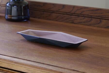 colm多角形レザートレイMサイズ　ピンク　独自立体成型製法　