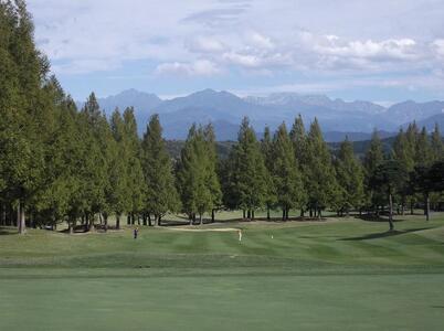 富山カントリークラブ ゴルフ場利用券 (3,000円分)
