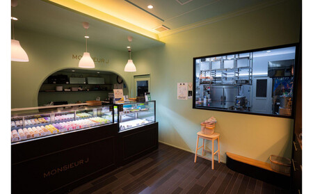 フランス人パティシエ手作り 縁起の良い プレミアム紅白マカロン10 個入り