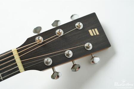 【ギター】NAGI GUITARS kuro mini