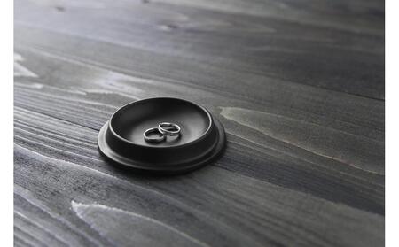 colmレザートレイ丸型Sサイズ　ブラック　立体成型で作った本革製トレー