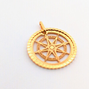【18金イエローゴールドネックレス 羅針盤ペンダントトップ グリームカット長小豆0.25φ 45cm】富山県 富山市 贈り物 おすすめ ギフト 記念