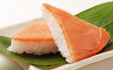 ますの寿し【一段】・鰤の寿し（ぶりのすし）【一段】のセット/ニューオータニ高岡フード 魚貝類 鮭 サーモン お寿司 加工食品  FAD-1294