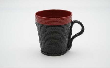【高岡漆器】紐 マグカップ 赤・黒 シンプル おしゃれ 手作り 伝統工芸品 富山県 高岡 FAD-1420