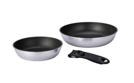 取っ手の取れるフライパン キャストバリウス ガス火用 ３点セット FAD-1814