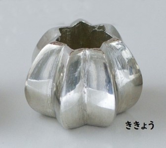 錫製ハブラシスタンド1個（おぐら・ききょう・かき・きく・うめ） 装飾品 民芸品 工芸品 伝統技術 雑貨 日用品  きく