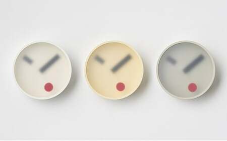 kehai / 漆喰（KM22-01 WH） 装飾品 工芸品 時計 時間 インテリア 半透明 ガラス オブジェ アルミ 高田製作所 壁掛け時計  FAD-0865