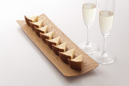 クラシックチーズケーキ12cm 2台 サクラスイーツ 厳選素材 富山県魚津市 ふるさと納税サイト ふるなび