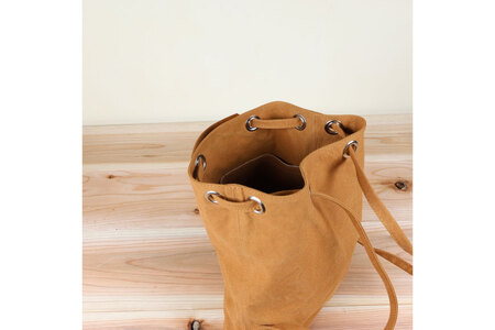 リュック キャメル [アトリエSASSA 富山県 朝日町 34310398-cm]