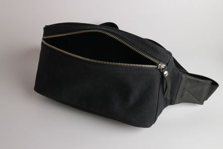 ボディバッグ ブラック [アトリエSASSA 富山県 朝日町 34310135]