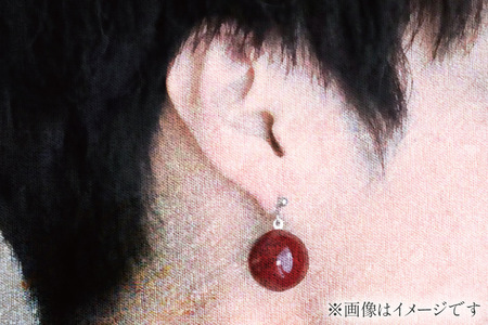 漆玉赤 イヤリング 1対 箱 ラッピング 付 [越久米作 富山県 朝日町 34310304]