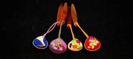 【加賀繍】(菊)帯飾り