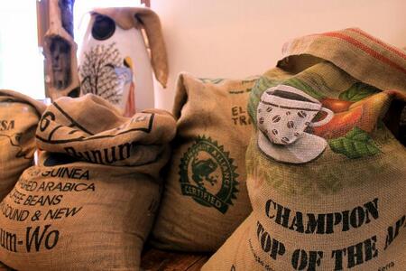 おすすめデカフェ（カフェインレス）コーヒー豆3種（各200g×3）  石川 金沢 加賀百万石 加賀 百万石 北陸 北陸復興 北陸支援
