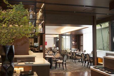 ＜連携不可＞【金沢東急ホテル】平休日1泊朝食付 ペア宿泊券《スーペリアツイン》