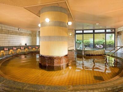 ＜連携不可＞【金沢白鳥路　ホテル山楽】平休日1泊朝食付 ペア宿泊券《ツイン》