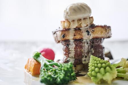 「ジャルダン ポール・ボキューズ」 ふるさと納税 ランチコース 2名様