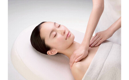 【深層筋肉に働きかける】極上フェイシャルエステ　選べるパック付（ハリor美白）（７０分）