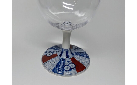 酒グラス 菊花紋 青 九谷焼