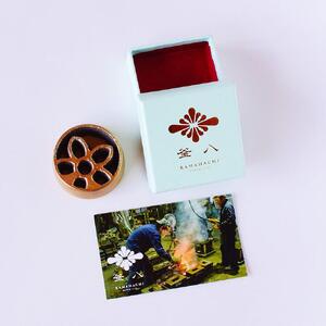 花をみずみずしく長持ち!針のない剣山 / Garden-S