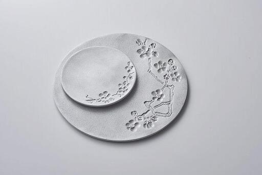「ひんやり」をキープしてくれるアルミ鋳物の菓子皿セット（Ume Lサイズ / Sサイズ）