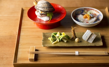 東山のオーベルジュ 薪の音金澤<客室 NISHI>1泊2食付宿泊券(2名様)